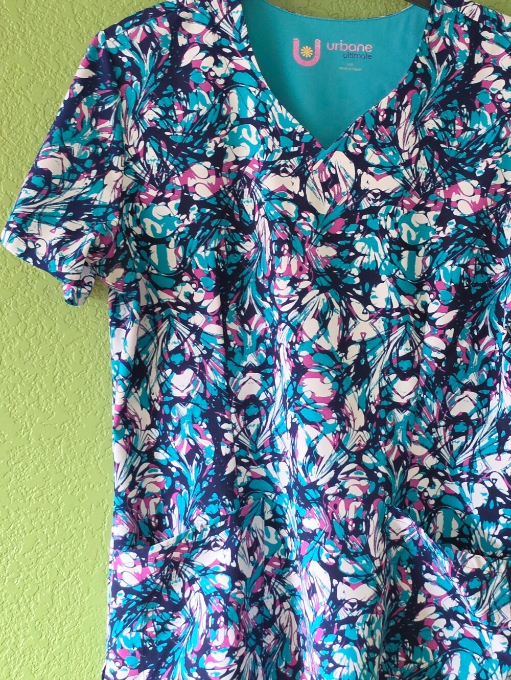 Urbane Scrub Top (L)